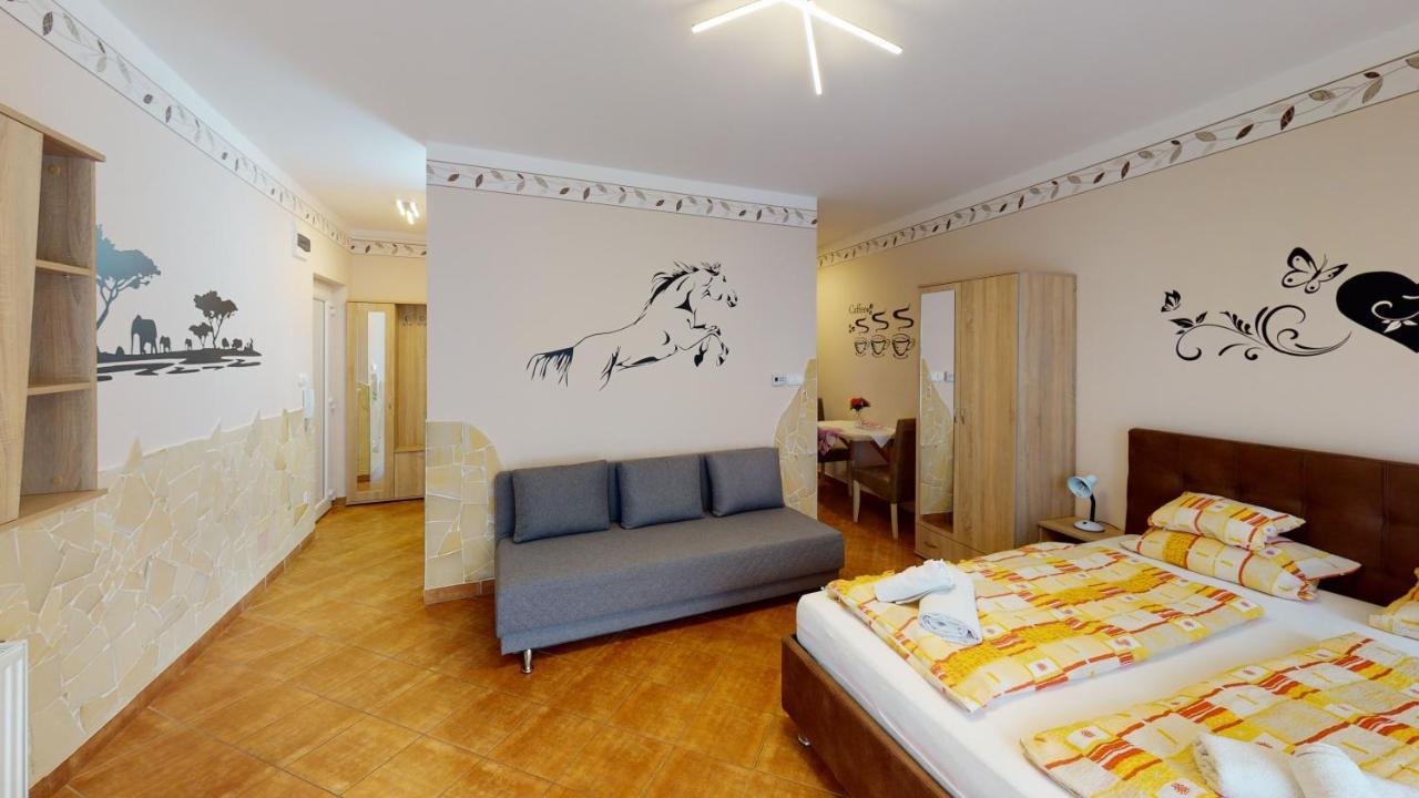 Hajdúszoboszló Cristian Apartman מראה חיצוני תמונה