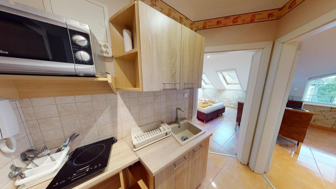Hajdúszoboszló Cristian Apartman מראה חיצוני תמונה